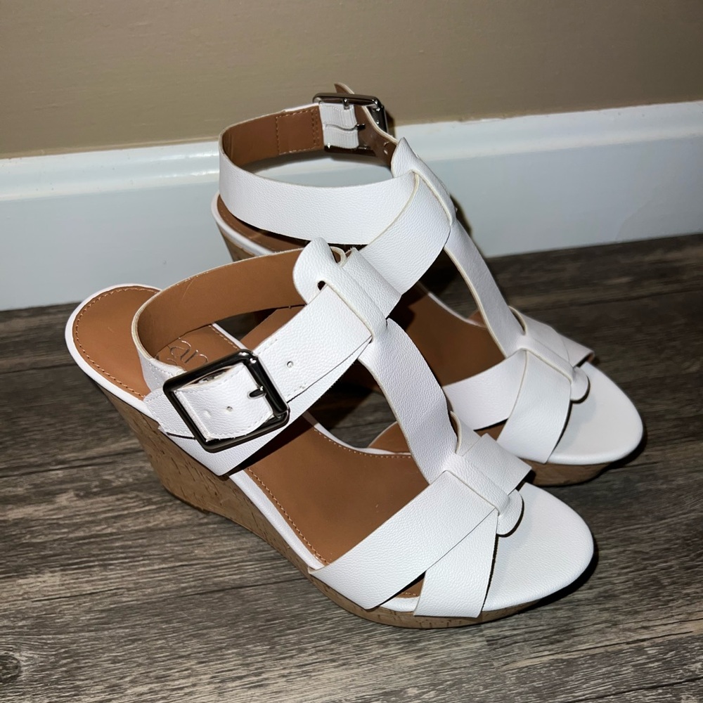 Franco Sarto White Wedge Sandals with Cross-Strap Design